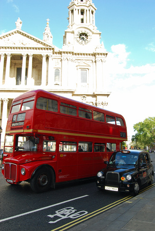 St. Paul's is overexposed; will have to try again for this shot!